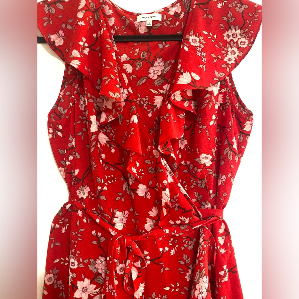 Max Studio Patterned Ruffle Wrap Mide Dress - Picture 5 of 7